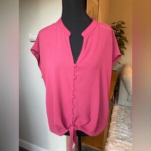 NWT Pink Rose pink short sleeve button up blouse - size Large